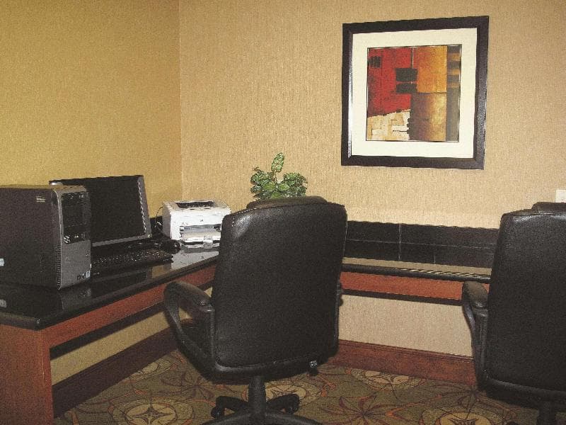 La Quinta Inn & Suites Lawton / Fort Sill photo 1