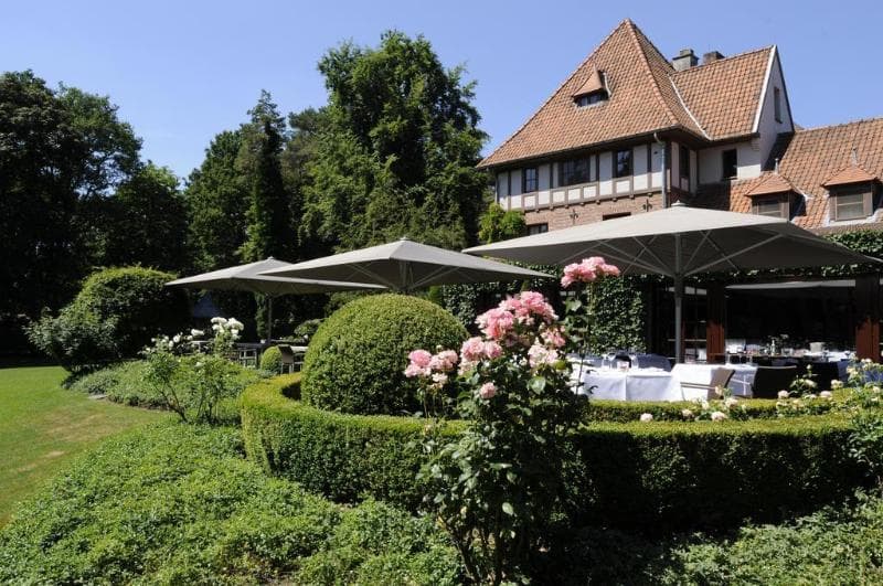 Hostellerie La Butte Aux Bois 4