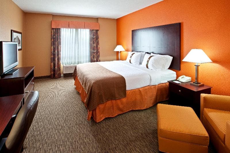 Holiday Inn Louisville Airport South 2