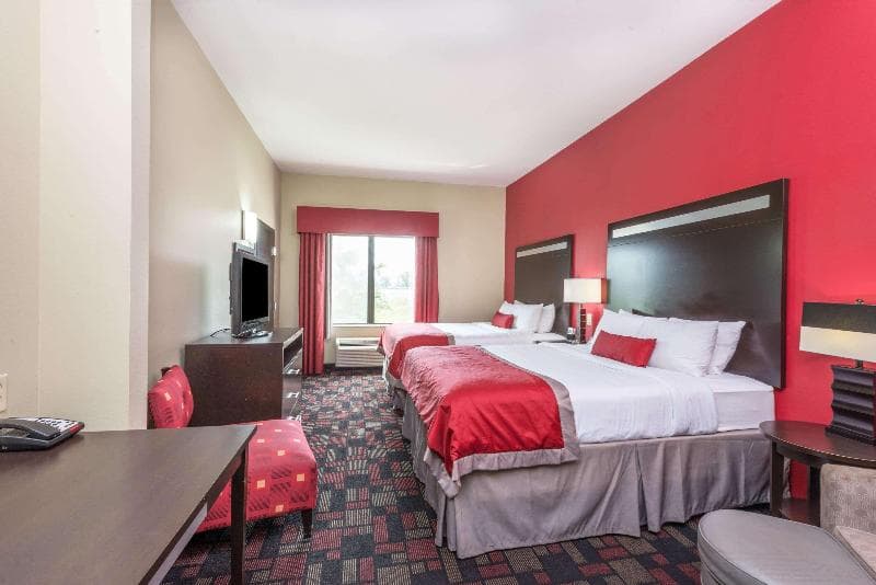 Wingate by Wyndham Lake Charles Casino Area photo 1