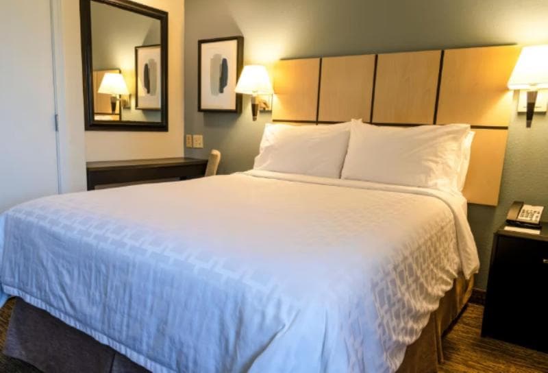 Candlewood Suites East Lansing photo 1