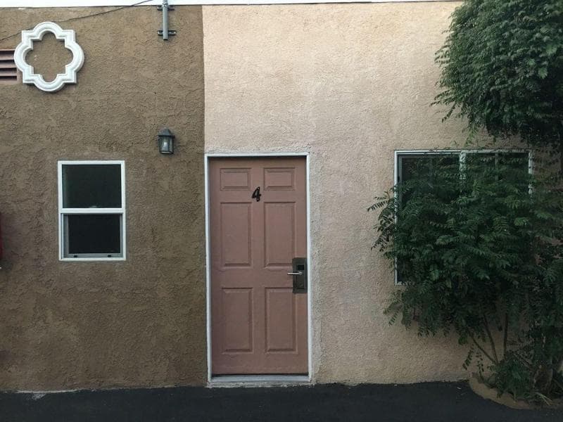 Mission Motel 2