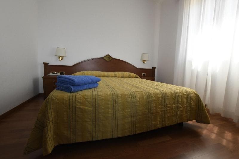 Hotel Rosa 4