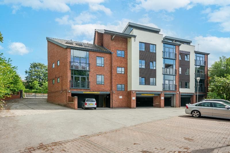 Roomzzz Aparthotel Leeds Headingley 3