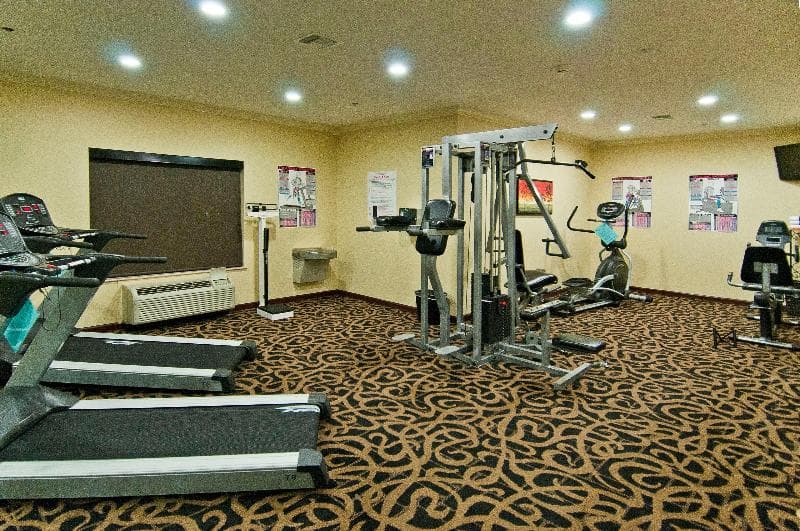 Wyndham Lake Charles 3