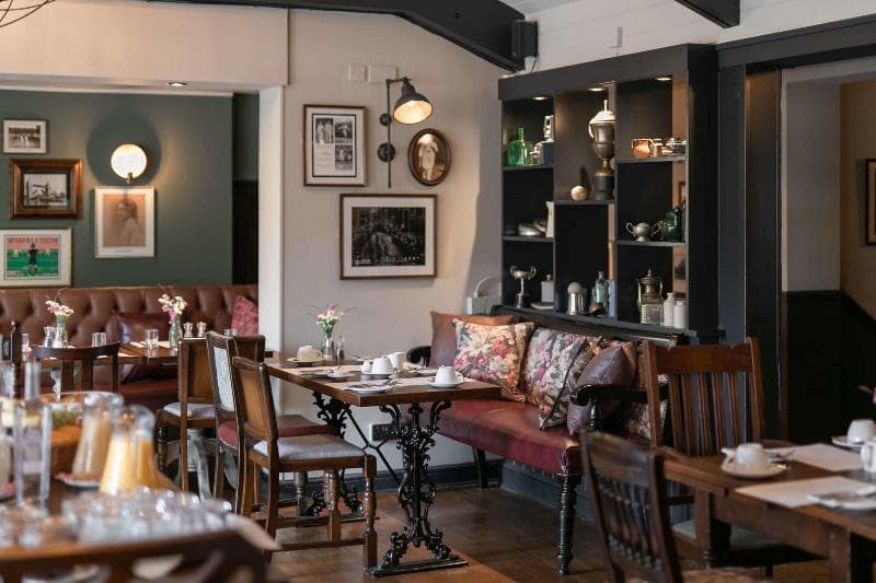 The Rose & Crown Wimbledon photo 1