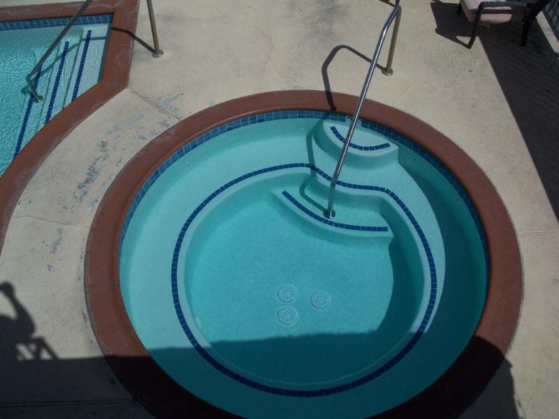 Abbys Anaheimer Inn photo 1