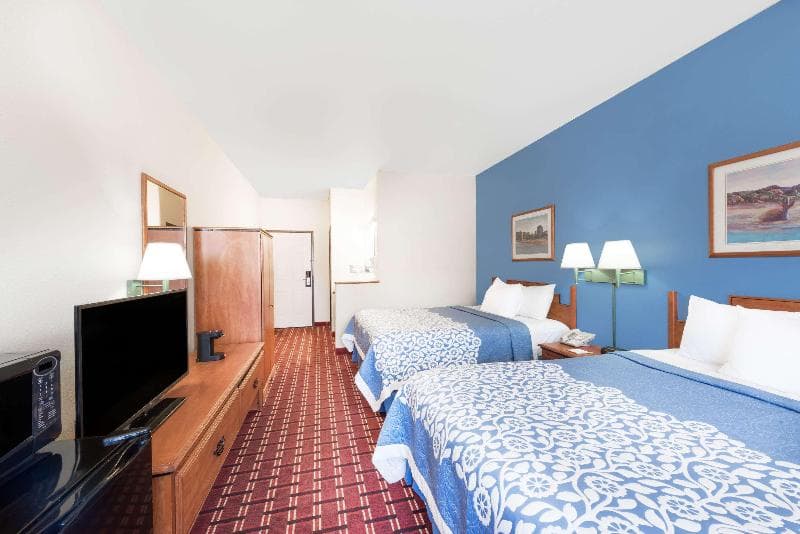 Days Inn & Suites by Wyndham Lordsburg photo 1