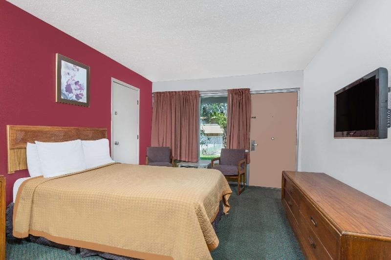 Days Inn by Wyndham Mt. Sterling 3