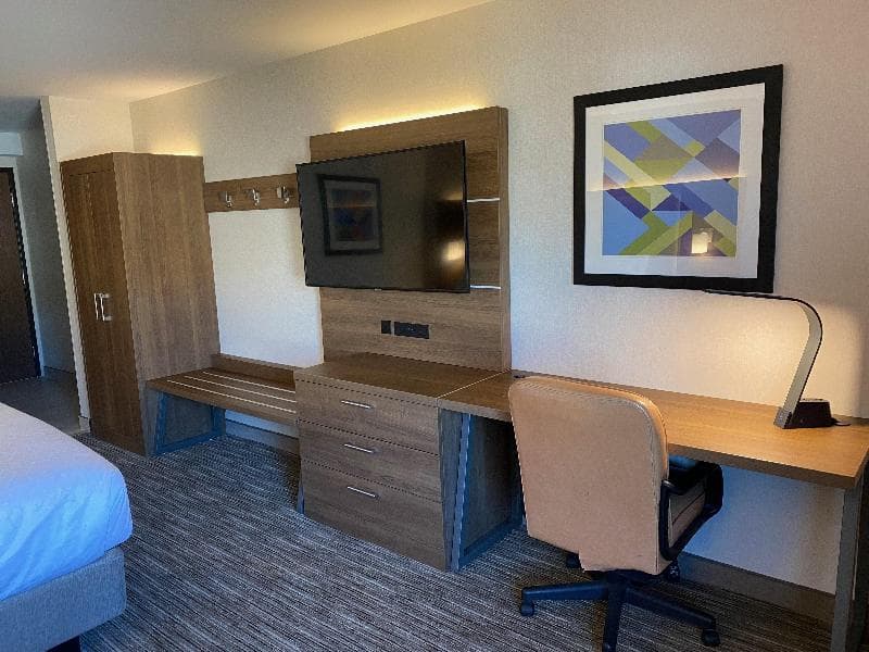 Holiday Inn Express & Suites Chatsworth photo 1