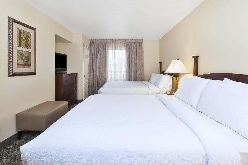 Staybridge Suites Lansing-Okemos 3