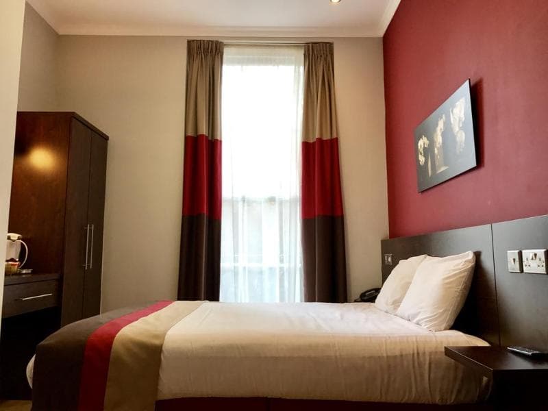 The Royal Cambridge 4