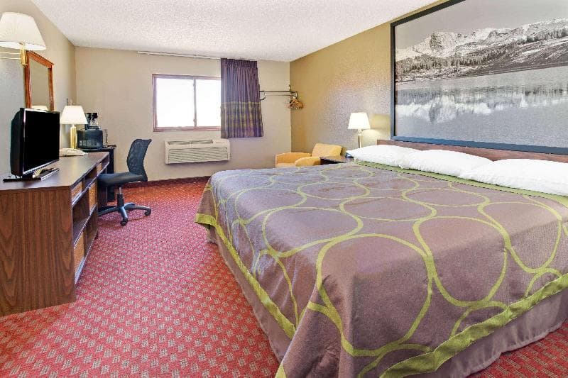 Super 8 By Wyndham Longmont/Del Camino 3