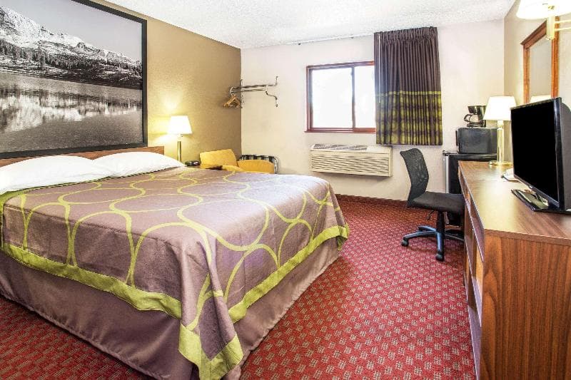 Super 8 By Wyndham Longmont/Del Camino 4