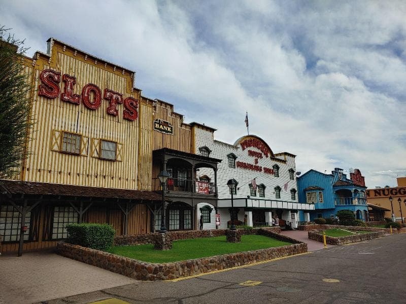 Pioneer Hotel And Gambling Hall 3