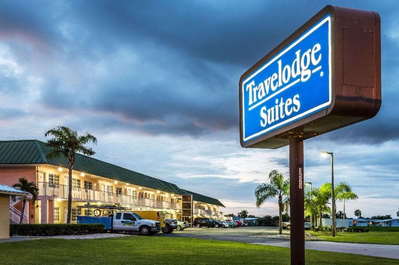 Travelodge Suites By Wyndham Lake Okeechobee 4
