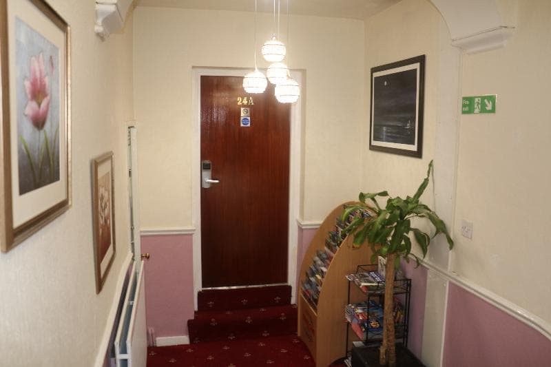 Barry House 4