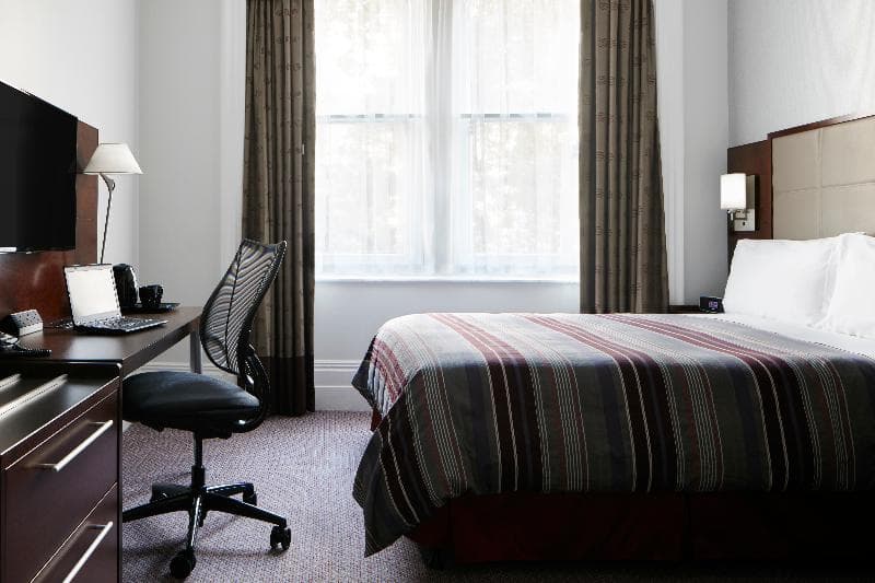 Club Quarters Hotel Trafalgar Square 4
