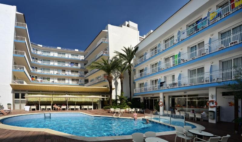 Miami Hotel 4