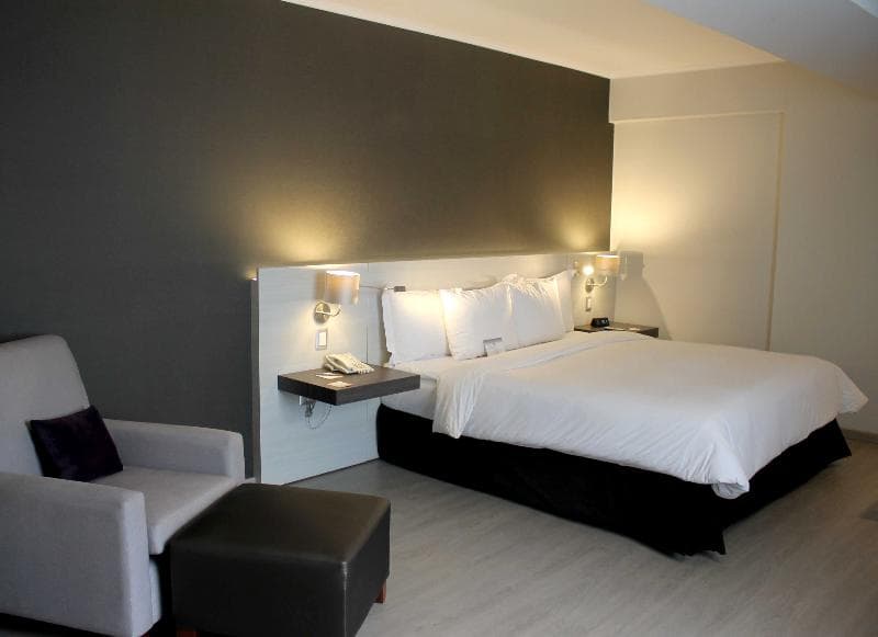 Sol De Oro Hotel & Suites 3