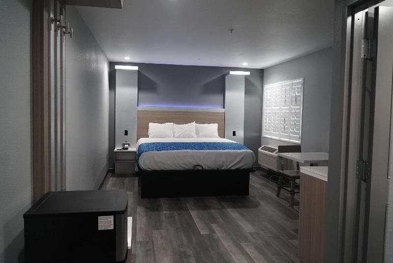 Travelodge by Wyndham Whittier 3