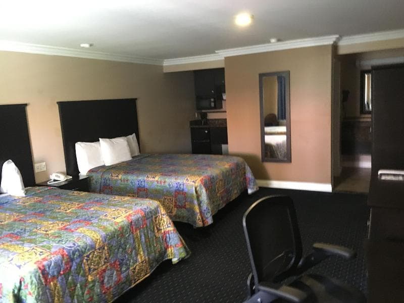 Garden Inn And Suites photo 1