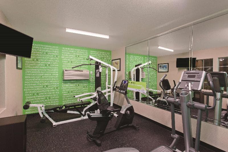 La Quinta Inn & Suites by Wyndham Los Banos 2