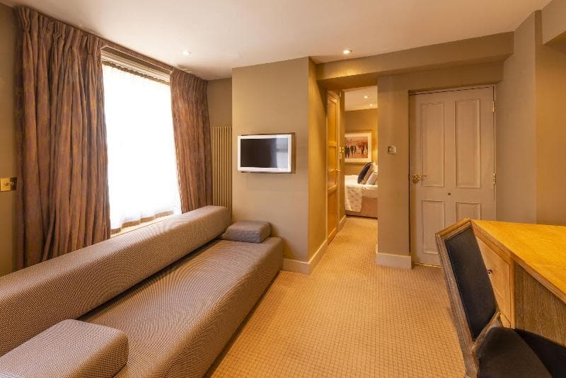 The Fielding Hotel 4