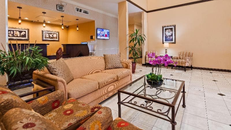 Best Western Plus Route 66 Glendora Inn 3