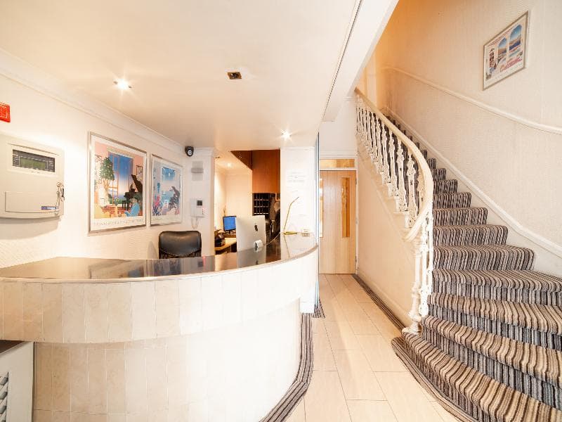 Amsterdam Hotel 5