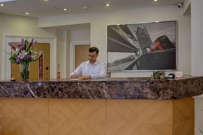 Queensway Hotel, Sure Hotel Collection by Best Western 4