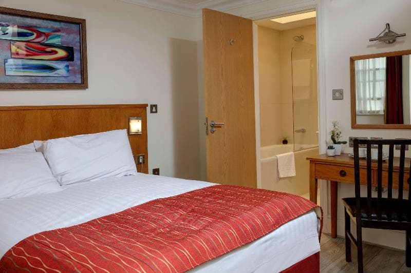 Queensway Hotel, Sure Hotel Collection by Best Western 2