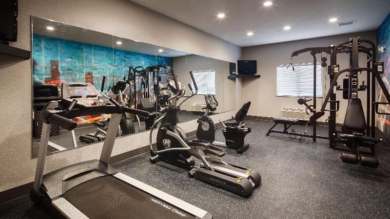 Best Western Los Alamitos Inn & Suites 2