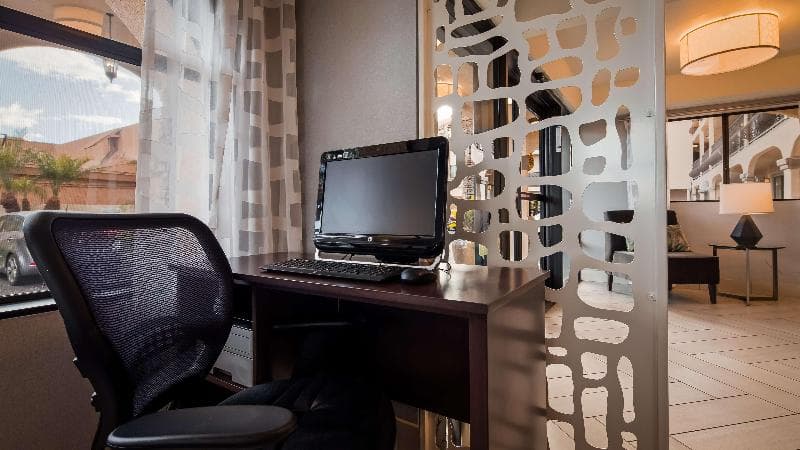 Best Western Los Alamitos Inn & Suites photo 1