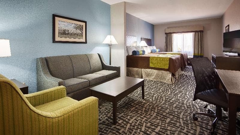 Best Western Los Alamitos Inn & Suites 4