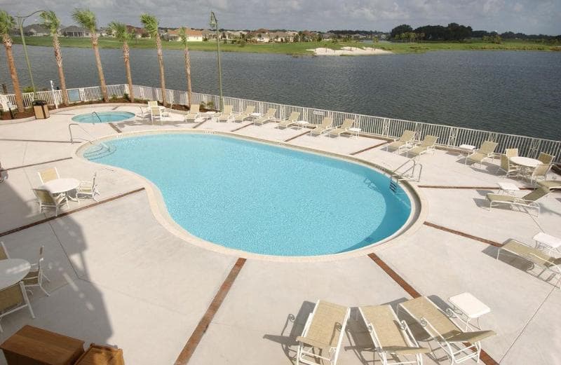 Waterfront Inn 4