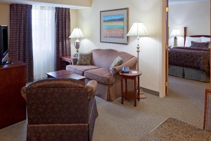 Staybridge Suites Philadelphia Valley Forge 422 5