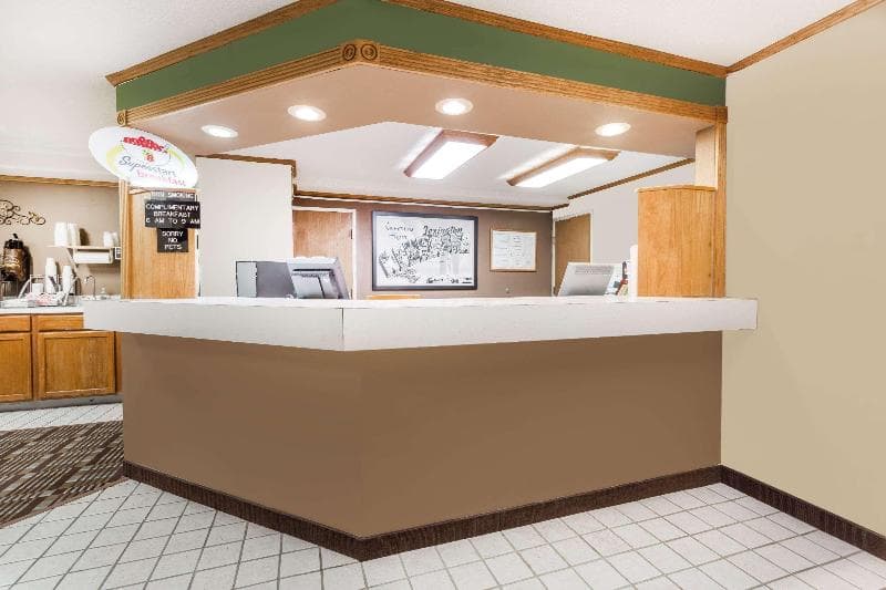Super 8 By Wyndham Lexington 5
