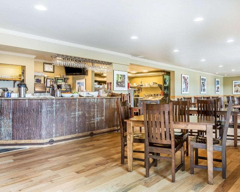 Yellowstone Valley Lodge 2
