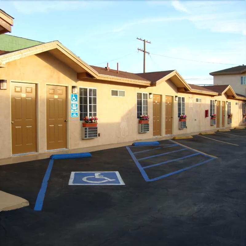 La Bonita Inn Motel 3