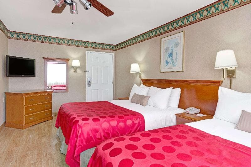 Ramada Limited Redondo Beach photo 1