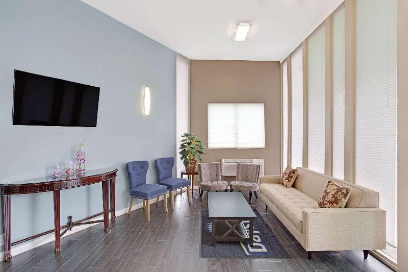 Torrance Inn And Suites photo 1