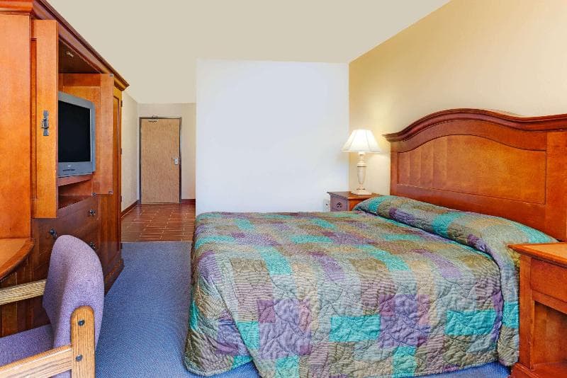 Super 8 By Wyndham Klamath Falls 4