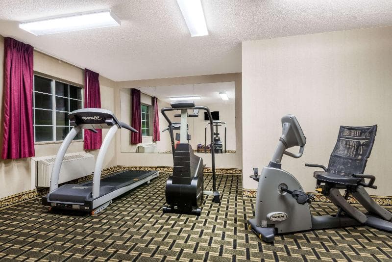 Days Inn By Wyndham Norton 3
