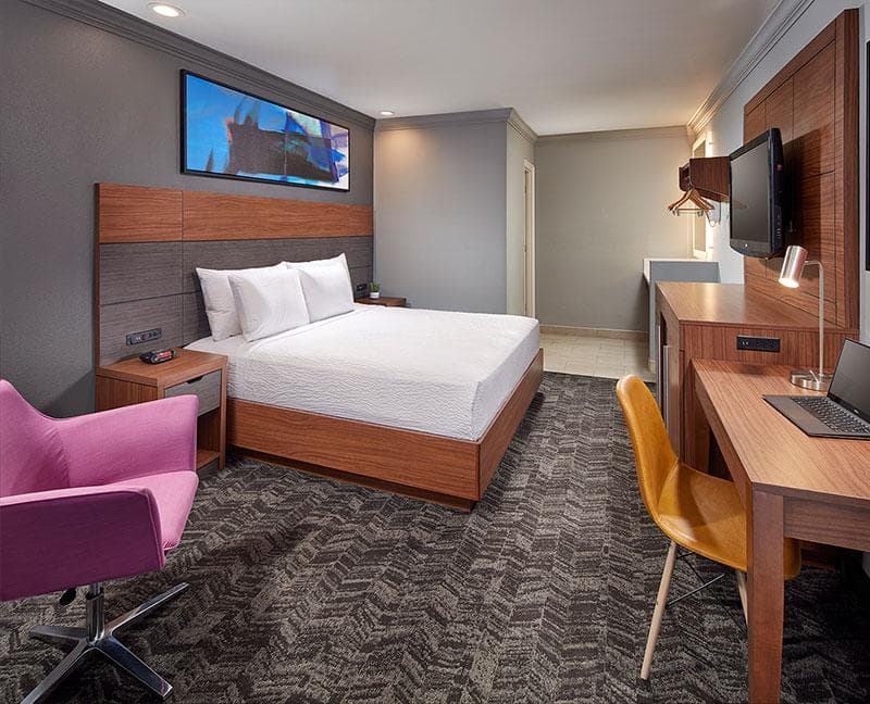 Studio Inn & Suites Downey 5