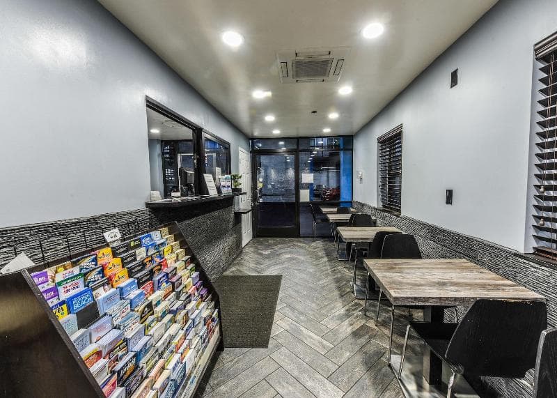 Hollywood Inn Express Lax 3