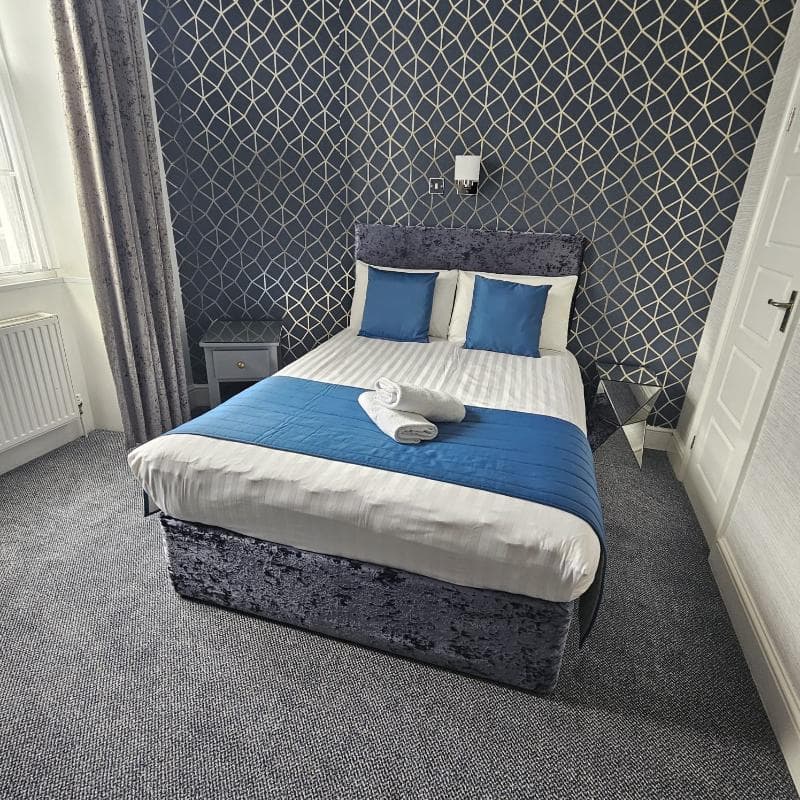 Mentone Hotel 3