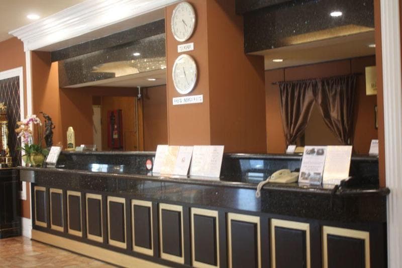 Garden Suite Hotel 5