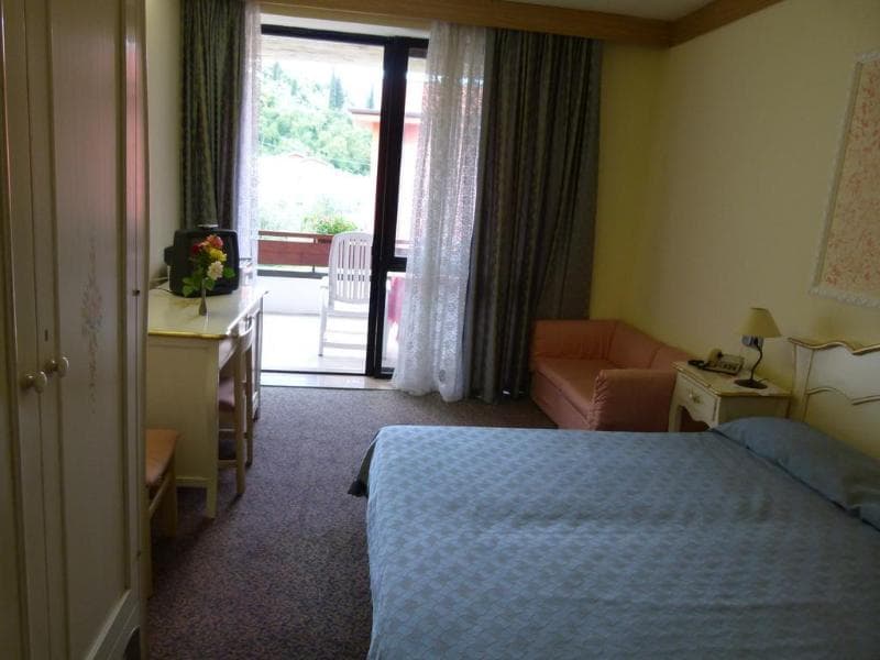 Hotel Laura Christina photo 1