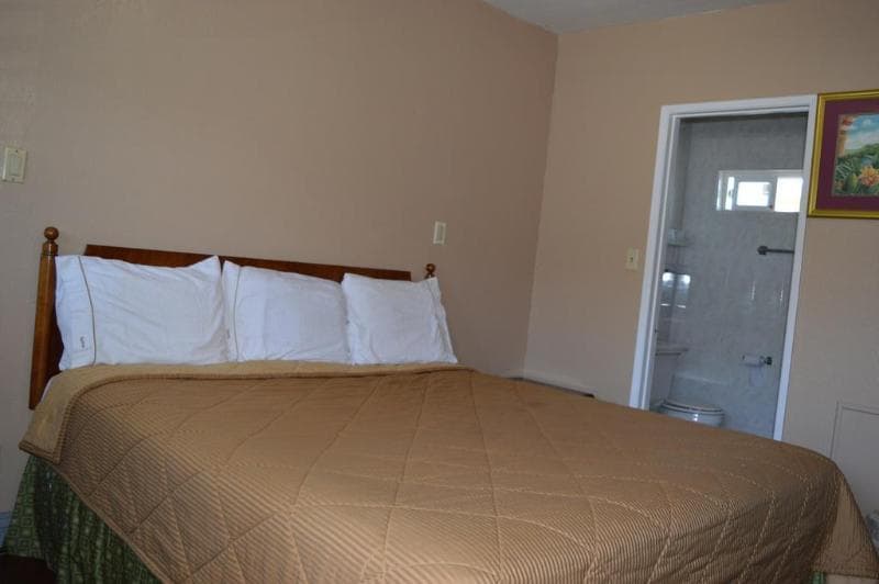 Eagle Inn Motel 2